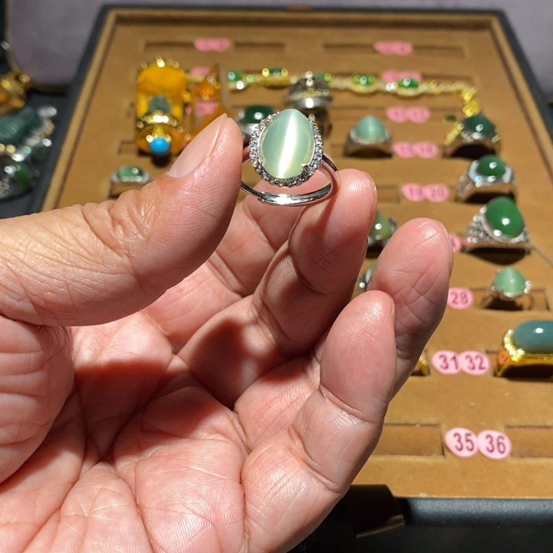 和田玉未镶嵌戒指