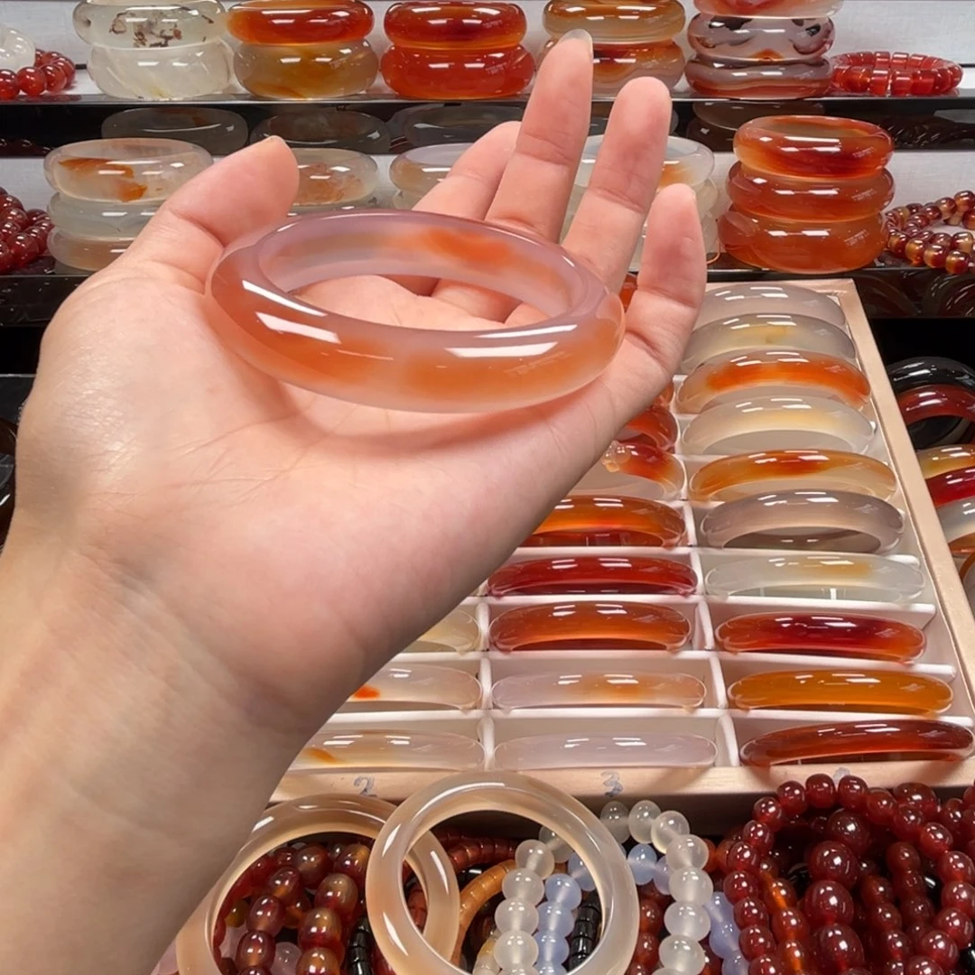 玛瑙/玉髓手镯未镶嵌好**启