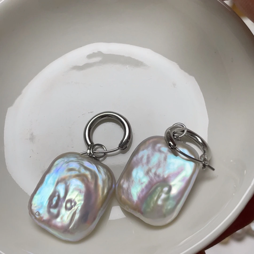 淡水珍珠耳饰合金