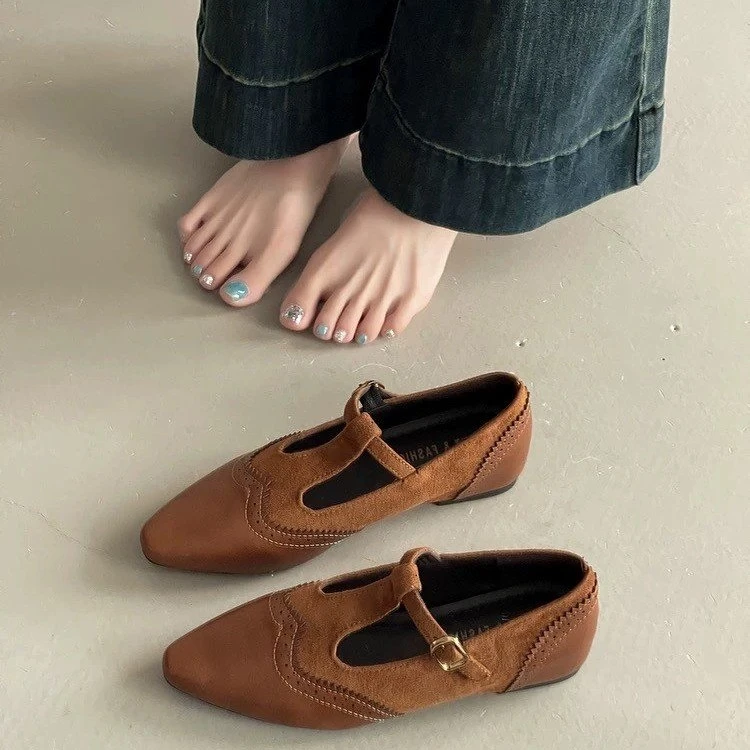 复古英伦风尖头粗跟玛丽珍鞋女2025秋季新款外穿时尚舒适百搭单鞋