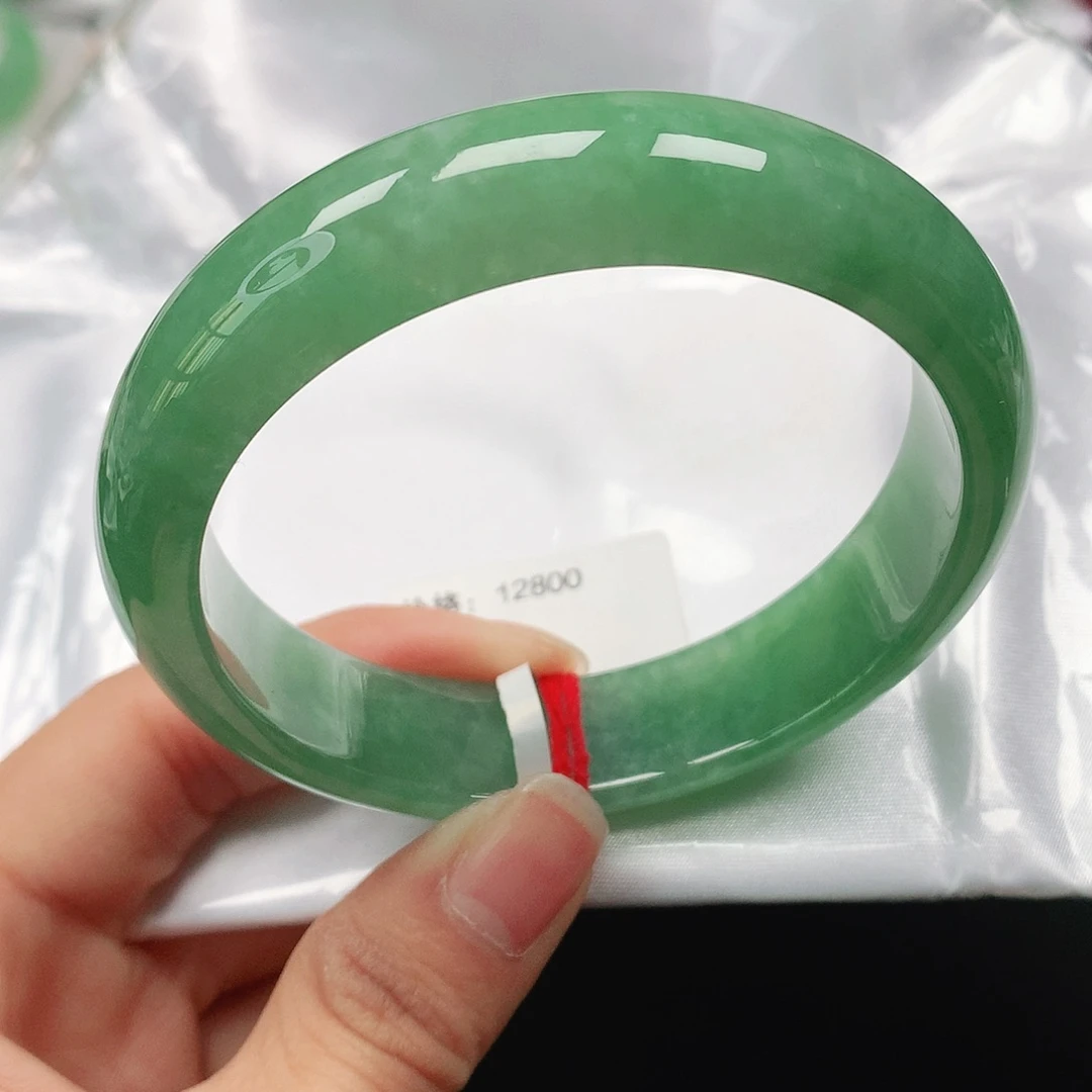 翡翠手镯未镶嵌天然翡翠手镯57