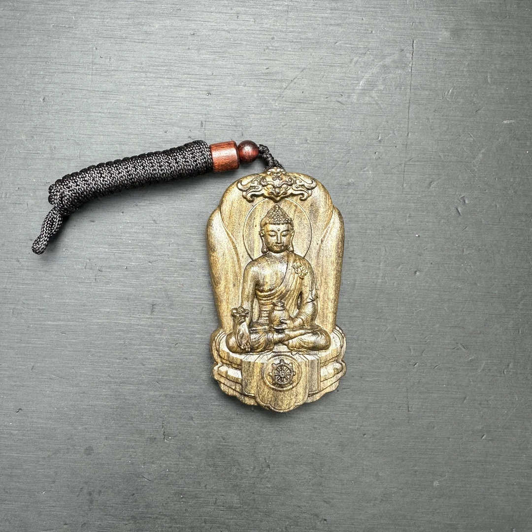 483开师兄木质手把件