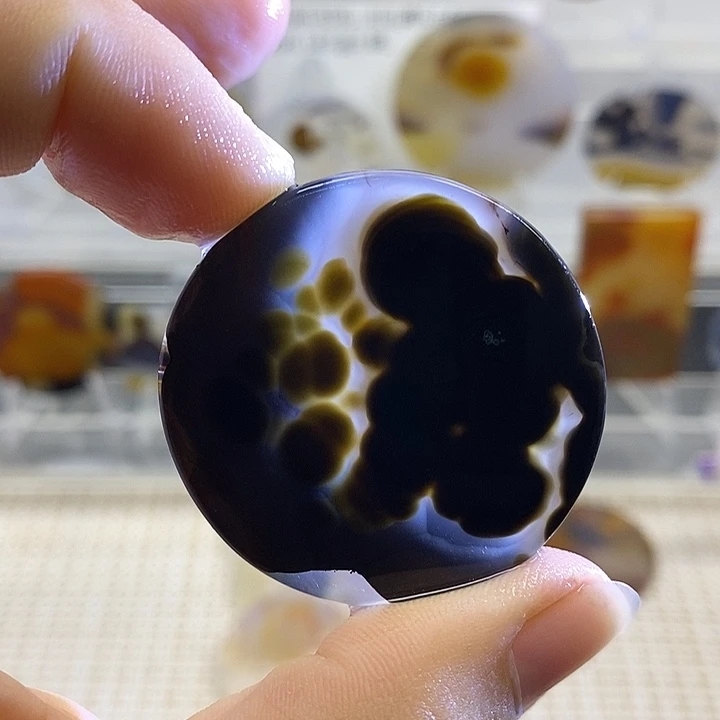 未镶嵌颈饰玛瑙/玉髓