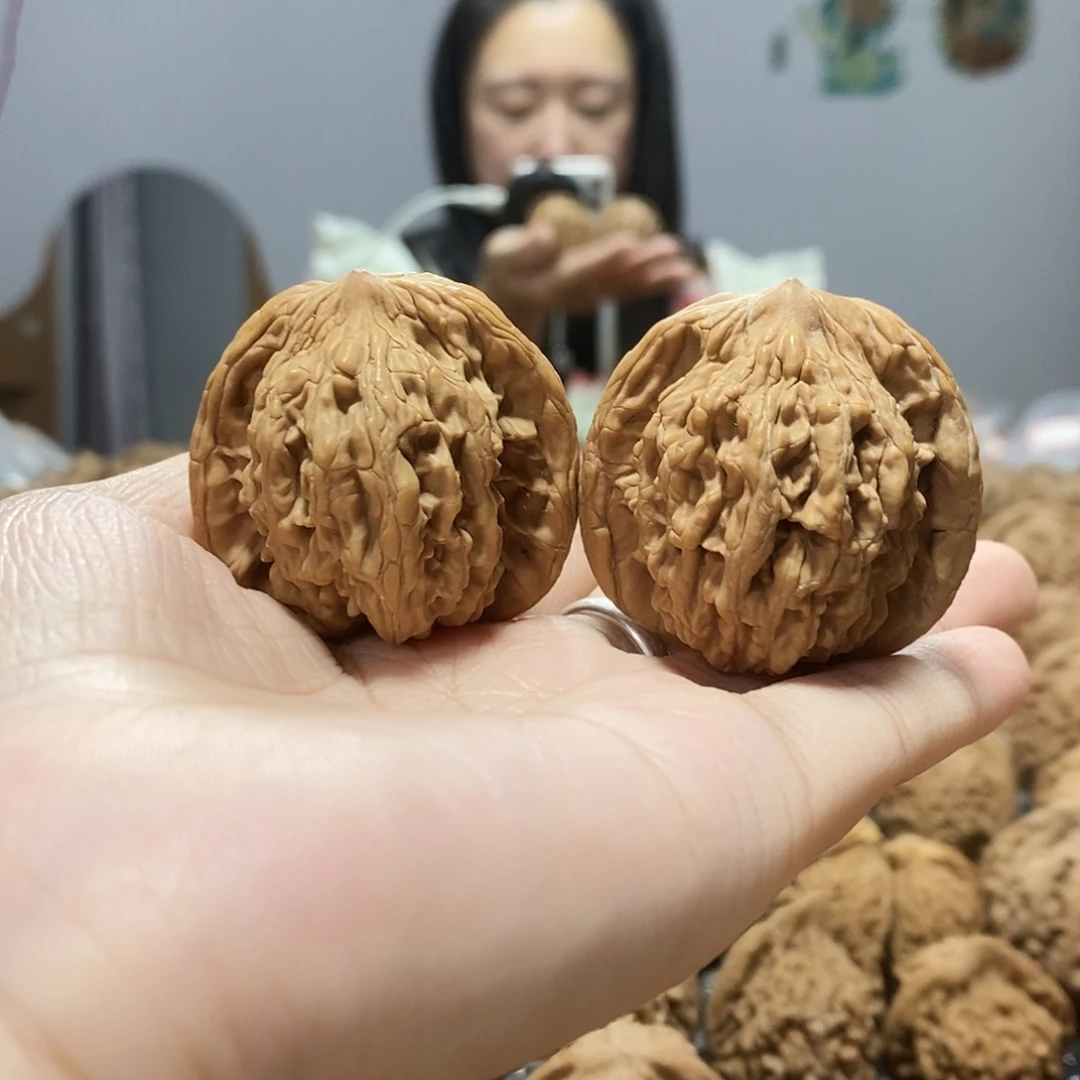 吊坠文玩核桃麦虎41+
