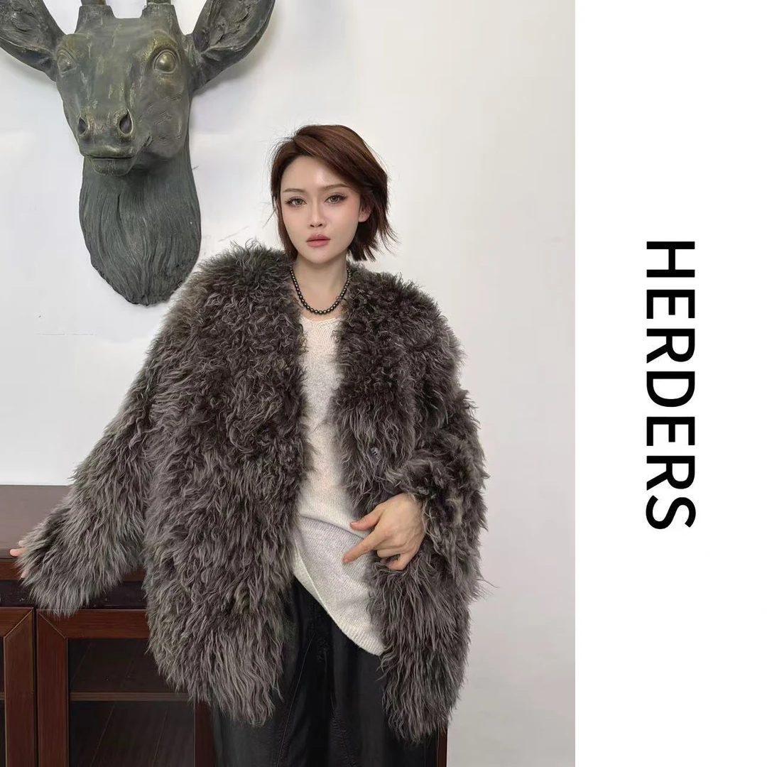 HERDERS 短款V领纽扣款皮毛一体外套 51612