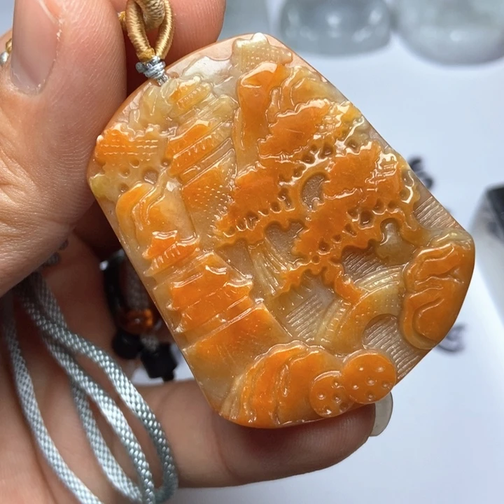 翡翠未镶嵌颈饰翡翠