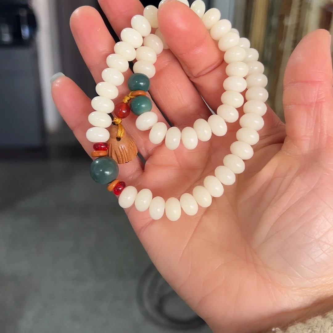 白玉菩提吊坠6×90