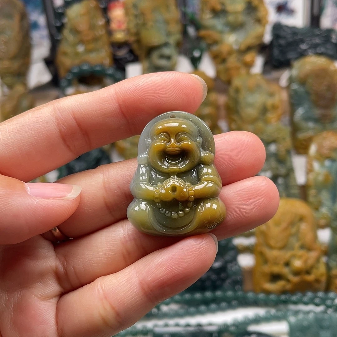 翡翠未镶嵌颈饰天然翡翠a货佛