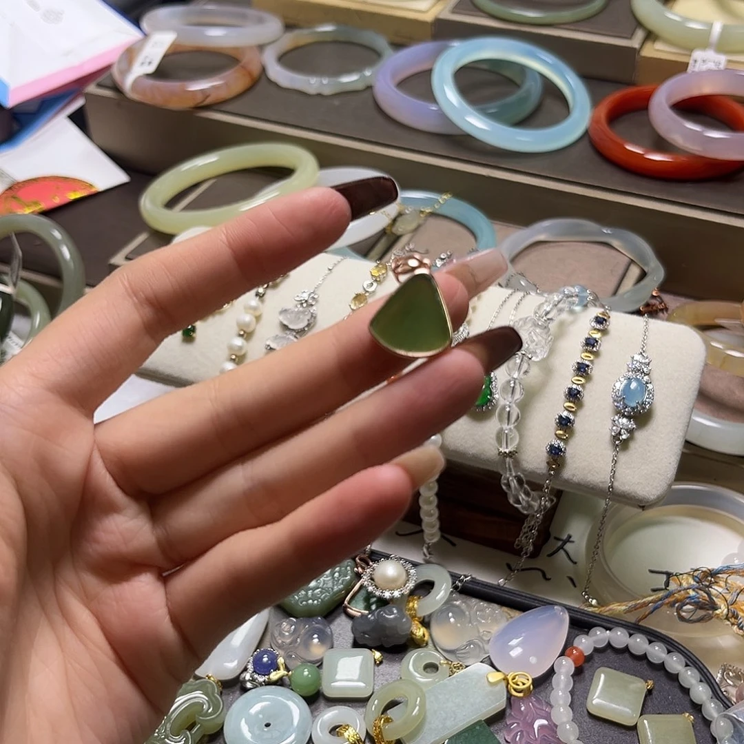 和田玉银S925镶嵌颈饰