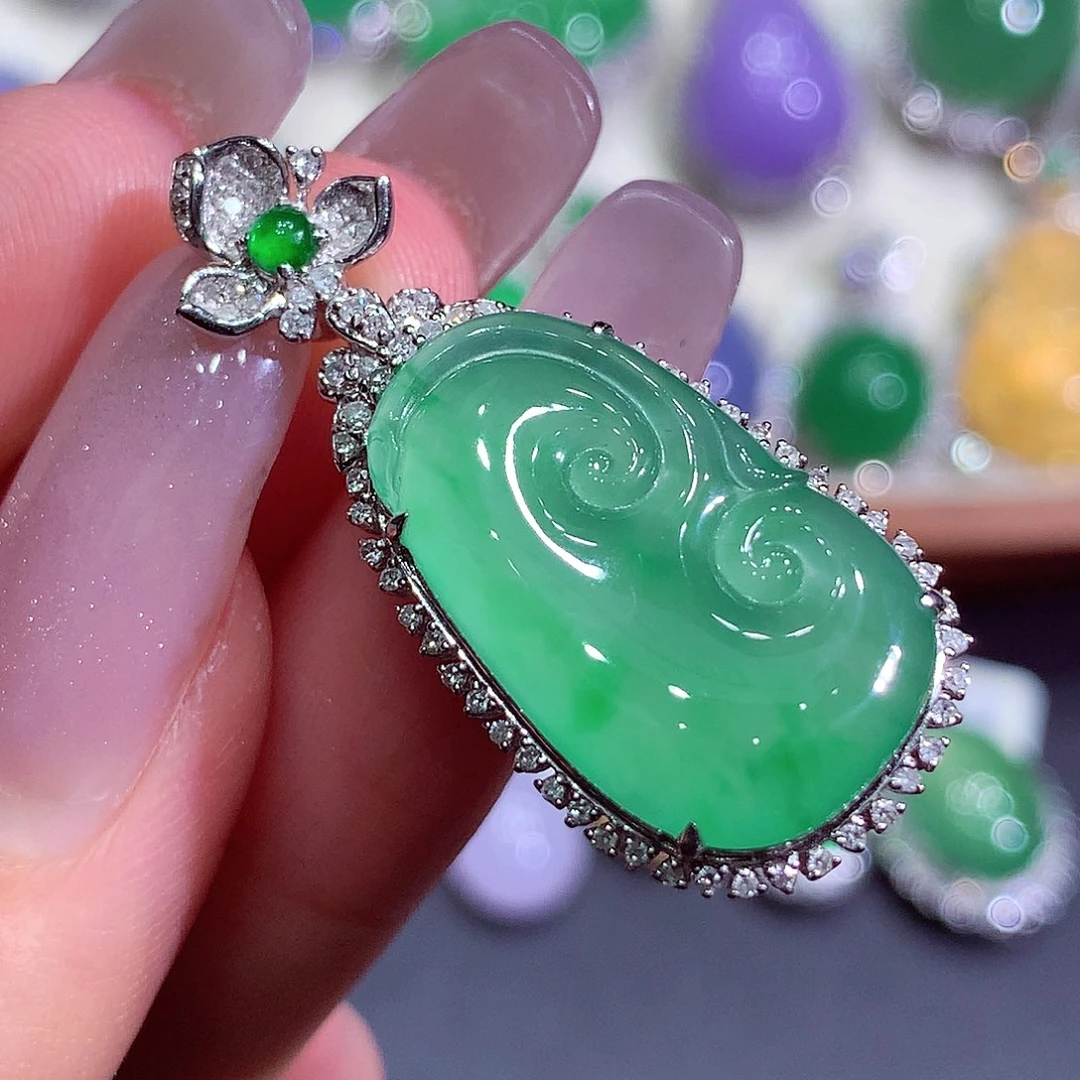 翡翠18K金镶嵌吊坠(不含链)