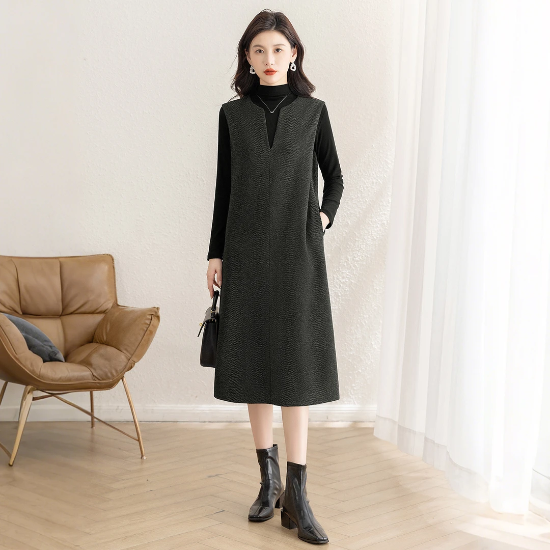 丝柏舍2025秋装新款女装复古修身显瘦后开叉中长款背心连衣裙S53R