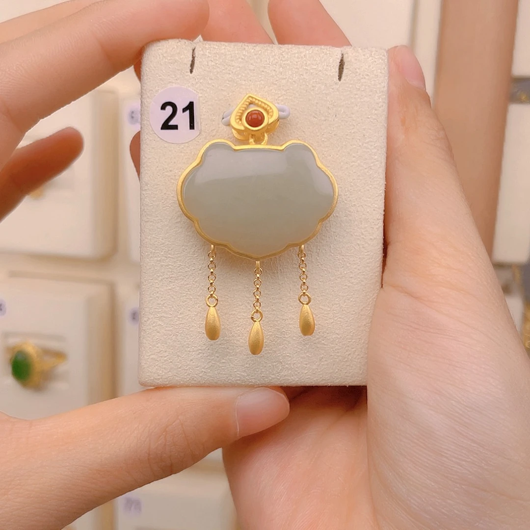 和田玉颈饰银S925镀金镶嵌