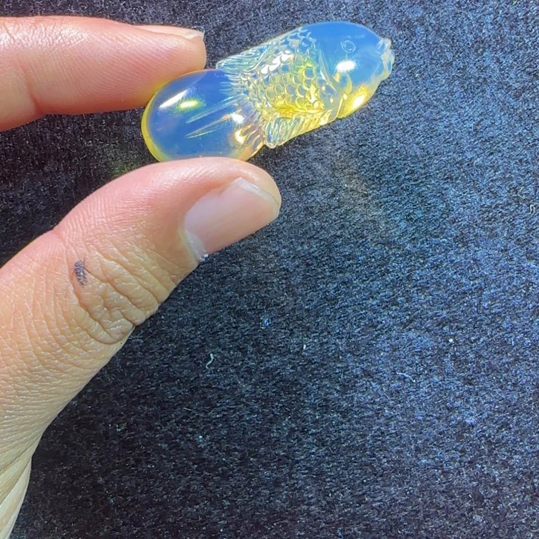 华***琥珀未镶嵌裸石琥珀