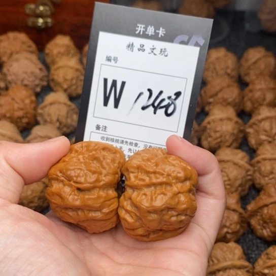 吊坠桃核我是第一百39