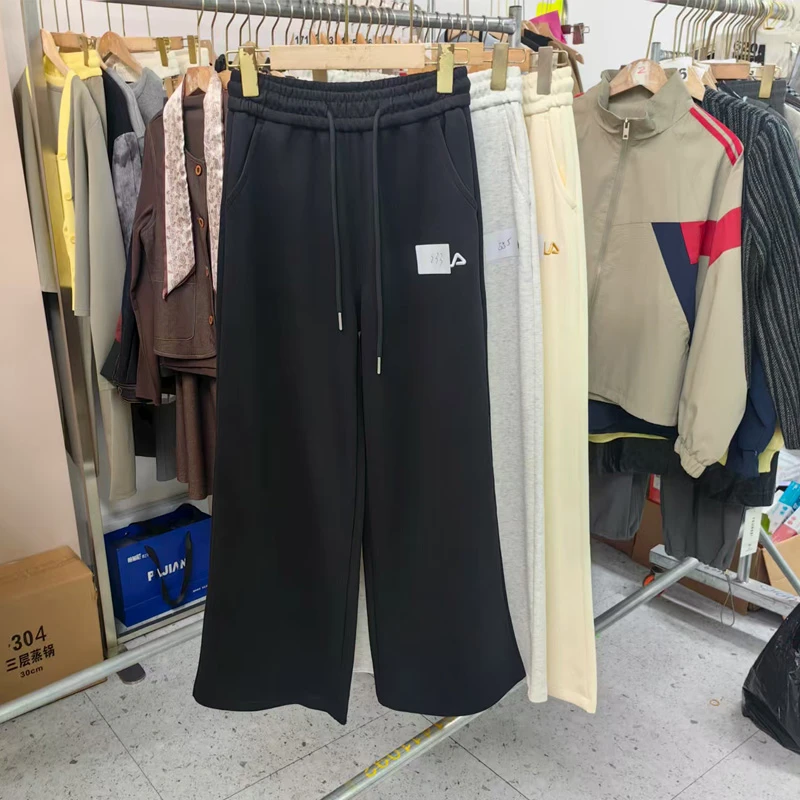 乐款窄版休闲裤女秋冬
