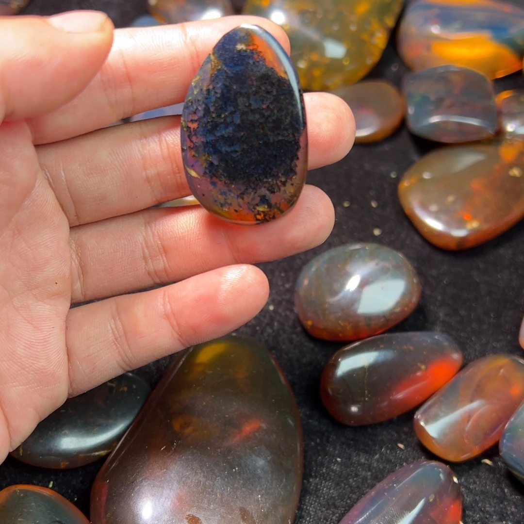 琥珀未镶嵌裸石海藻植物吊坠