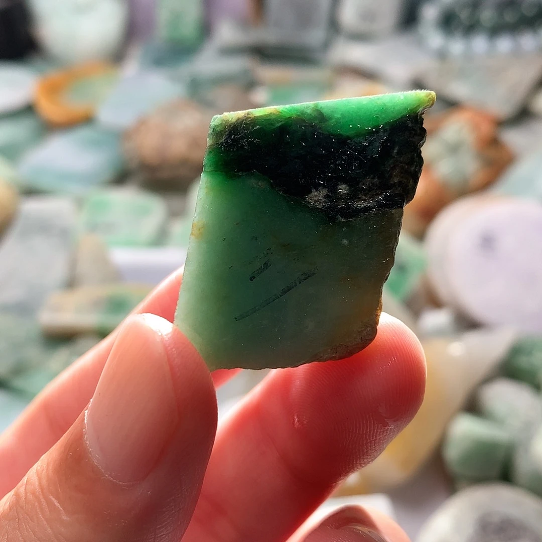 翡翠散珠翡翠原石片料