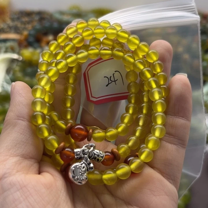 未镶嵌蛇纹石玉手链