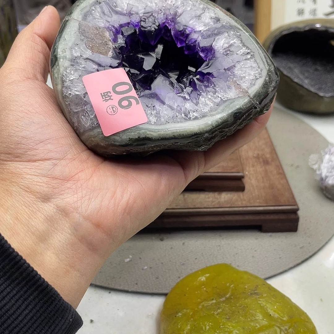 未镶嵌大型摆件（非配饰）水晶