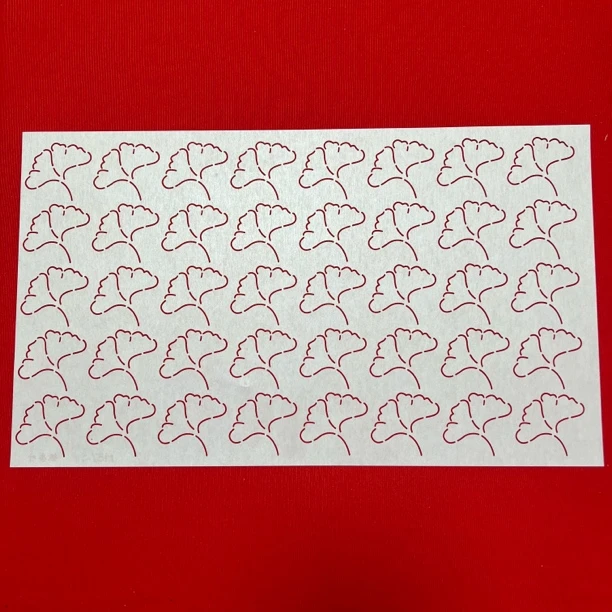R157-1刺子绣模版银杏叶可水洗可重复使用聚乙烯塑料材质50*30cm