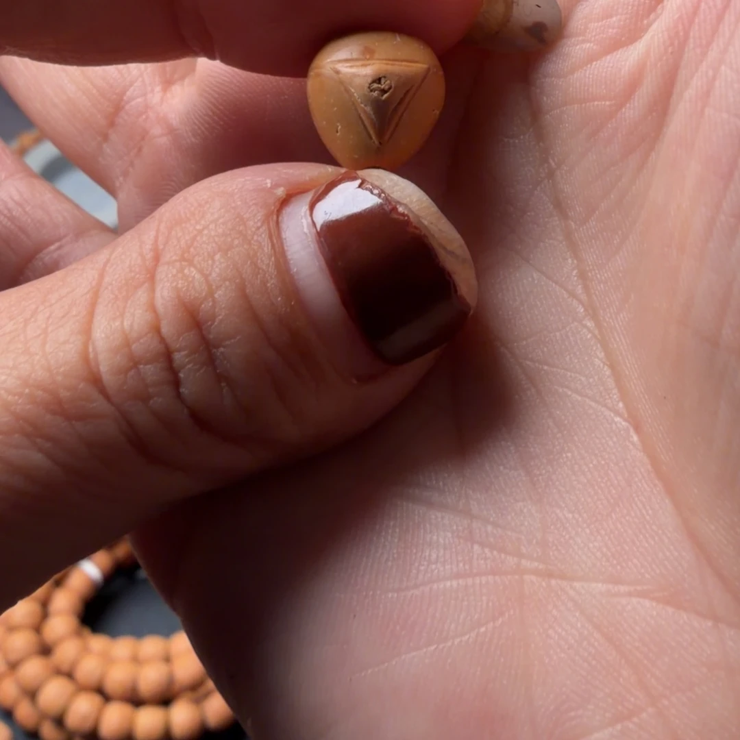 凤眼菩提手串龙塔