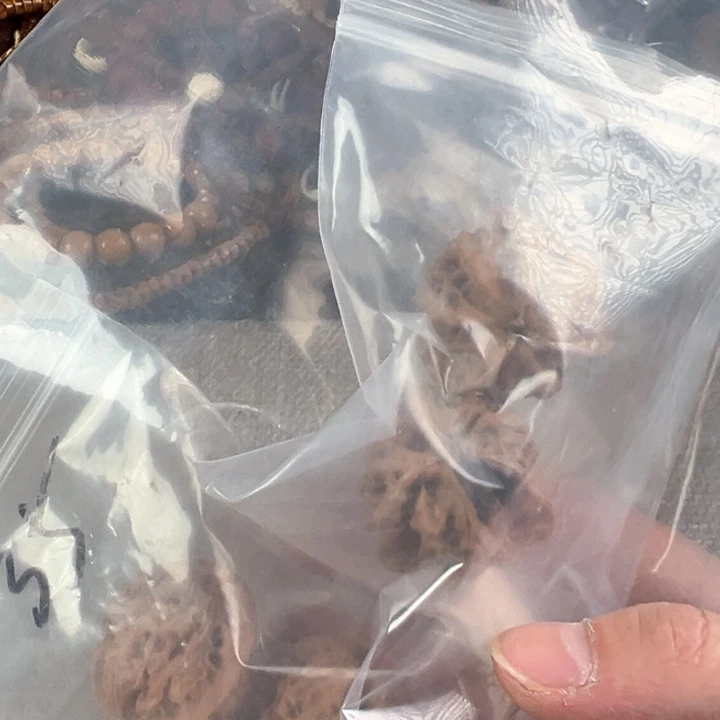 金刚菩提吊坠要**脸三棱核桃