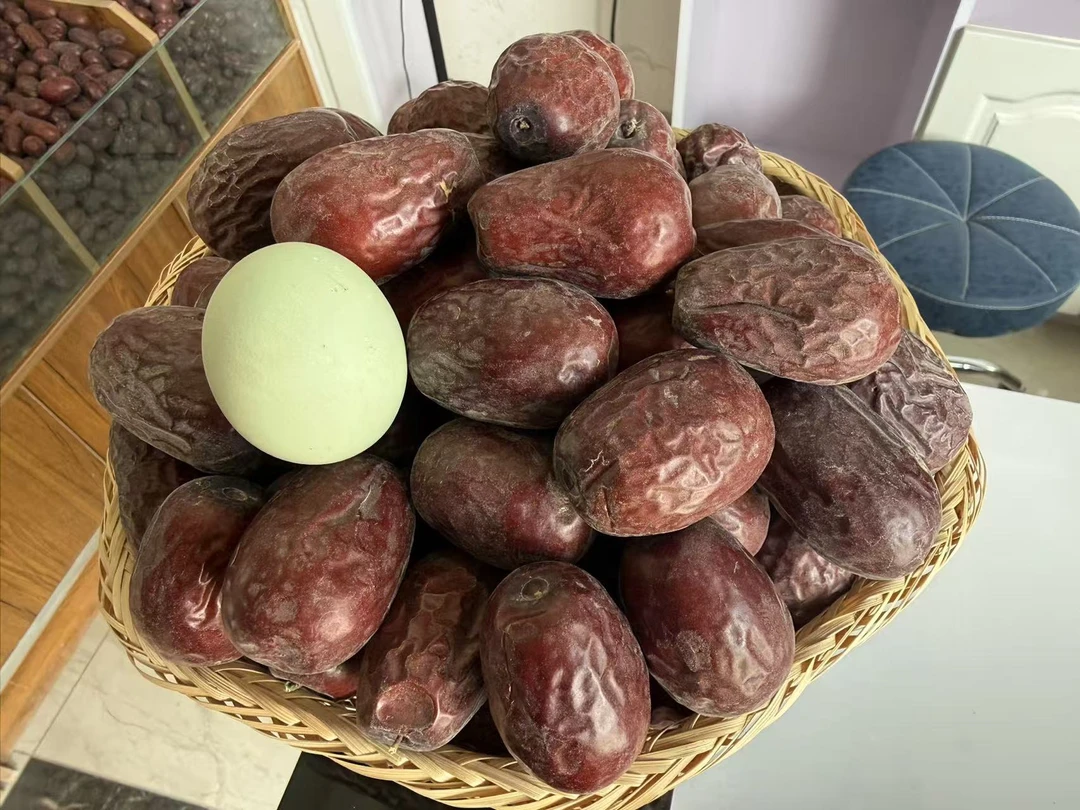 3.5cm-4.5以上和田大枣树上自然吊杆原产地直发