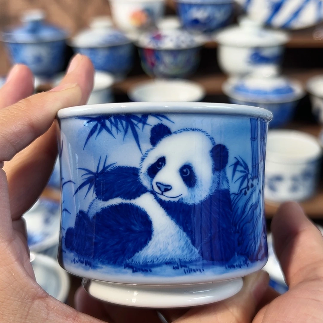 泥藝瓷梦熊猫夜景杯