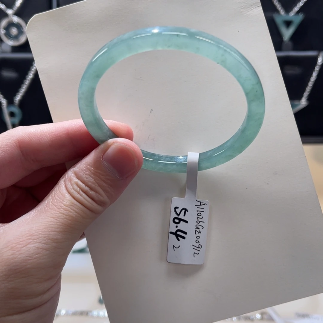 鸭***）未镶嵌翡翠耳饰56.42