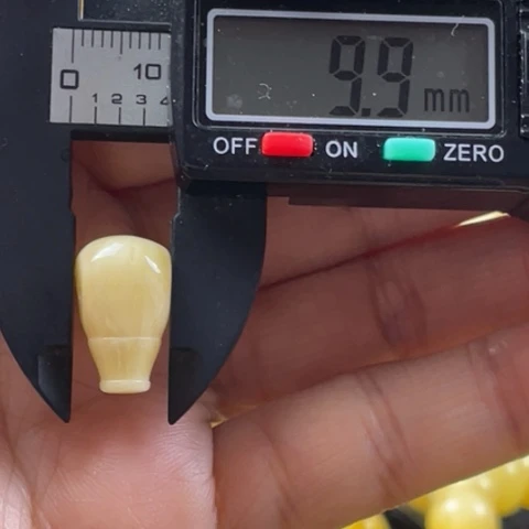 【闪购商品】未镶嵌蜜蜡裸石6杂