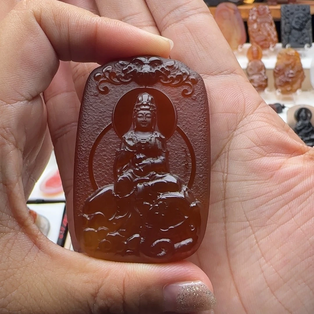 自***一未镶嵌颈饰玛瑙/玉髓