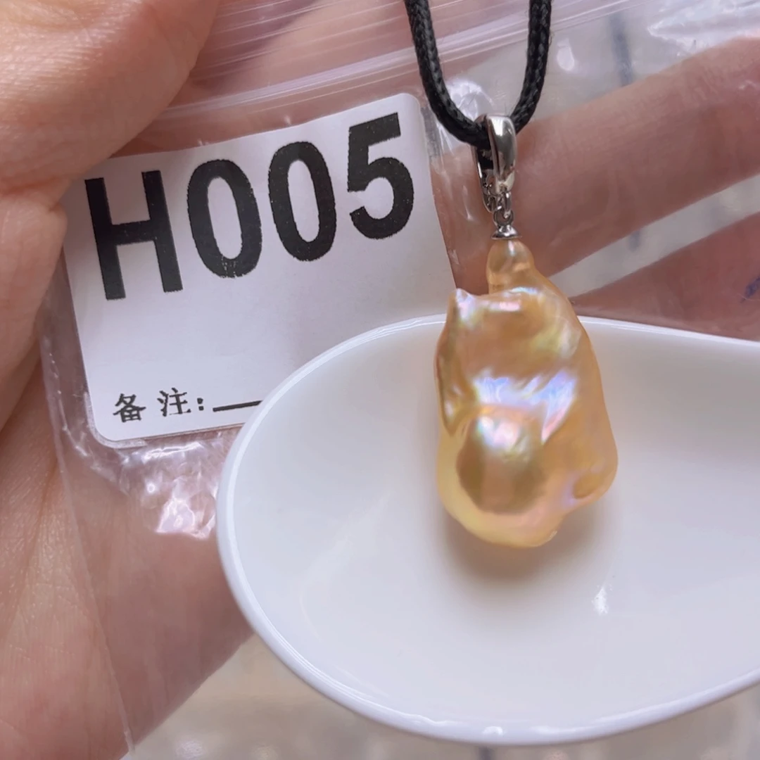 颈饰未镶嵌淡水珍珠