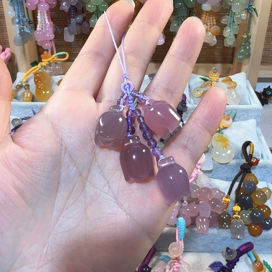 玛瑙/玉髓挂件通货料子不挑不拣随机发货，带有包容点未镶嵌