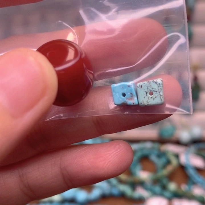 玛瑙/玉髓原矿未镶嵌玉*