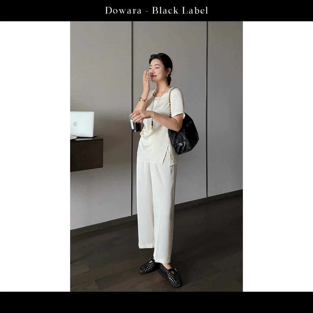 现货大婉酱黑标【极简套装 】韩系小众捏褶上衣九分裤两件套女9450D