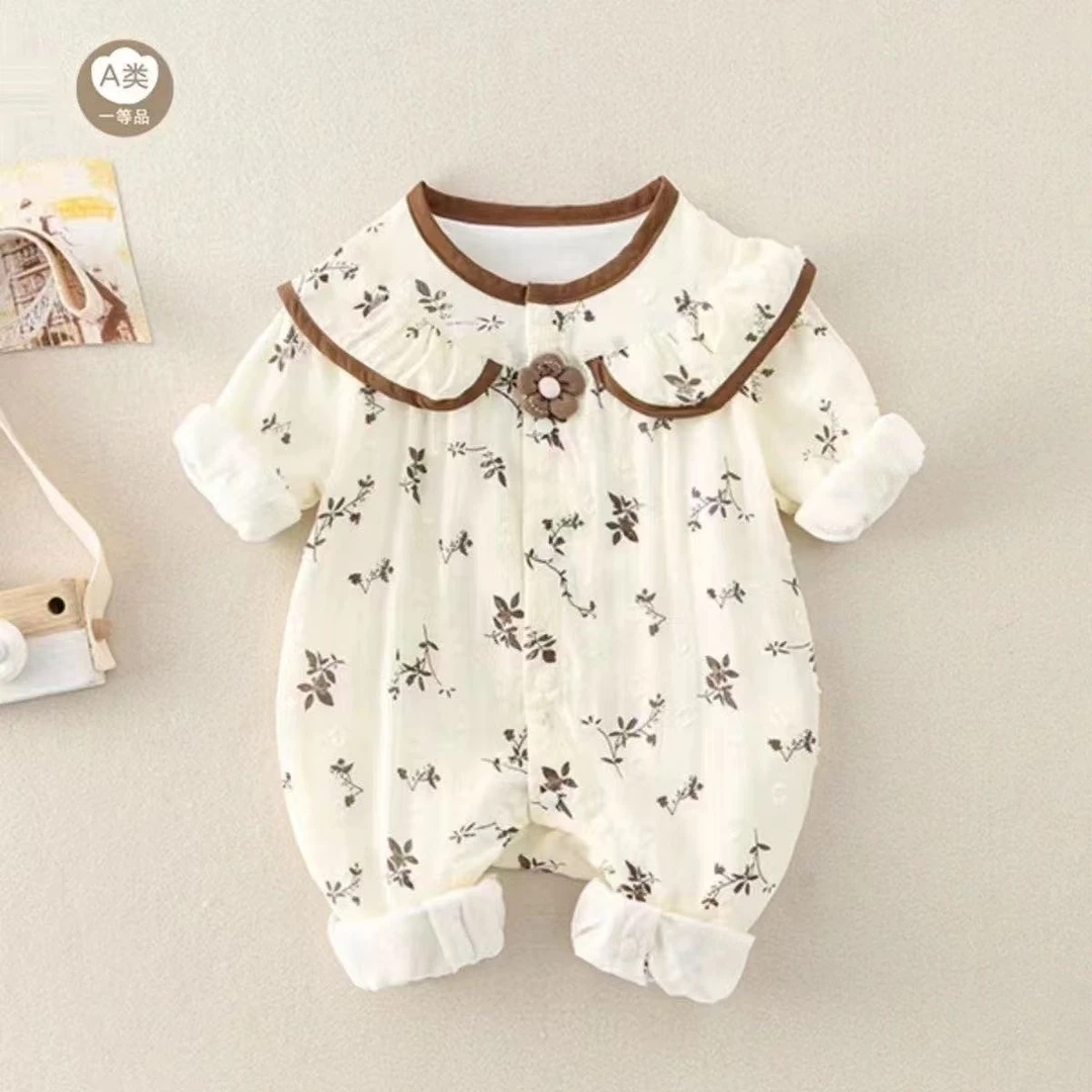 秋季婴儿连体衣洋气女宝宝碎花外出服满月婴幼儿新生儿双层哈衣