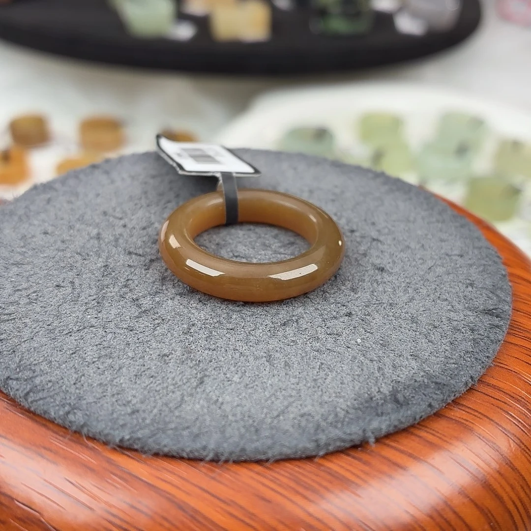 和田玉未镶嵌戒指b10糖泥鳅背17.5不退换