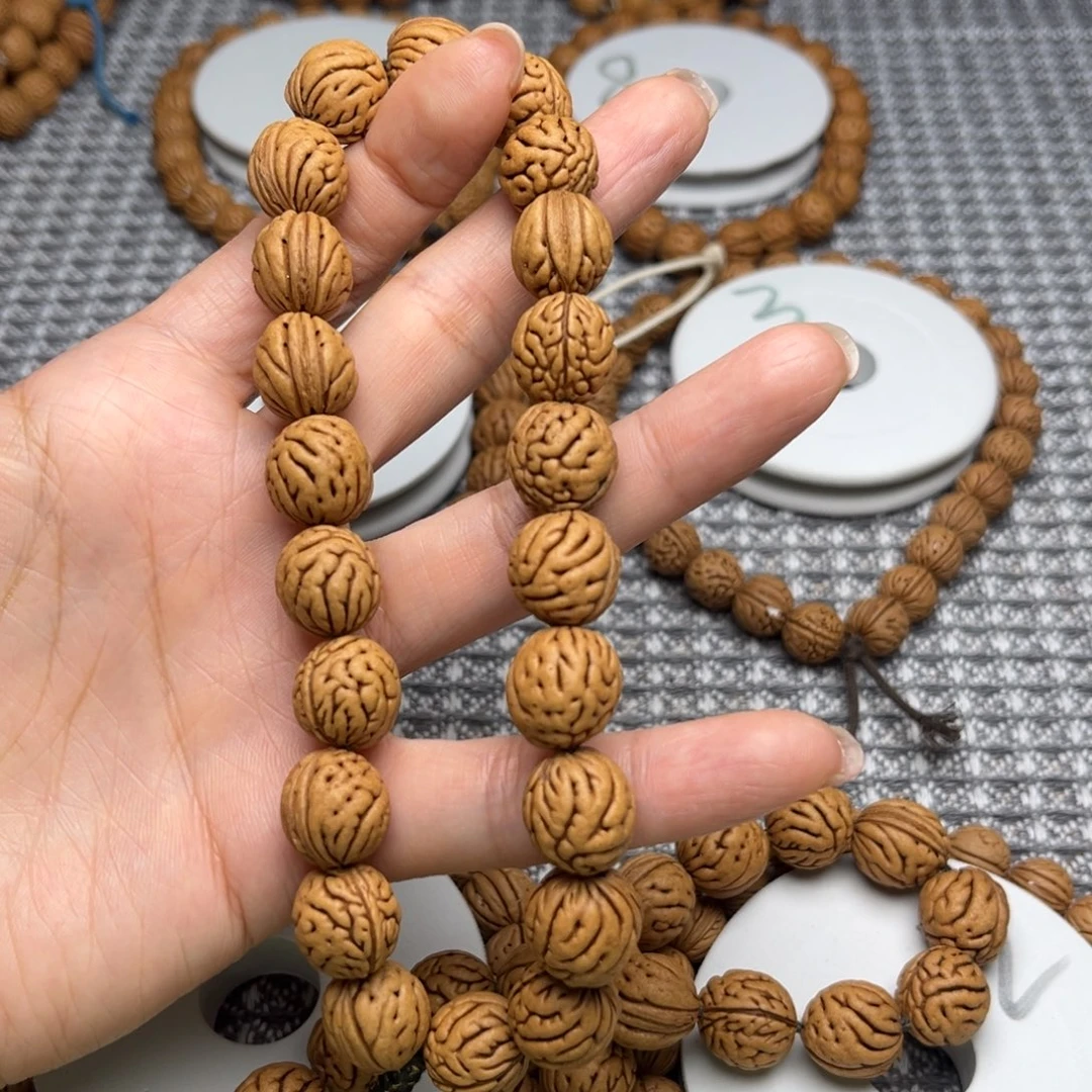 b***7桃核吊坠88888888