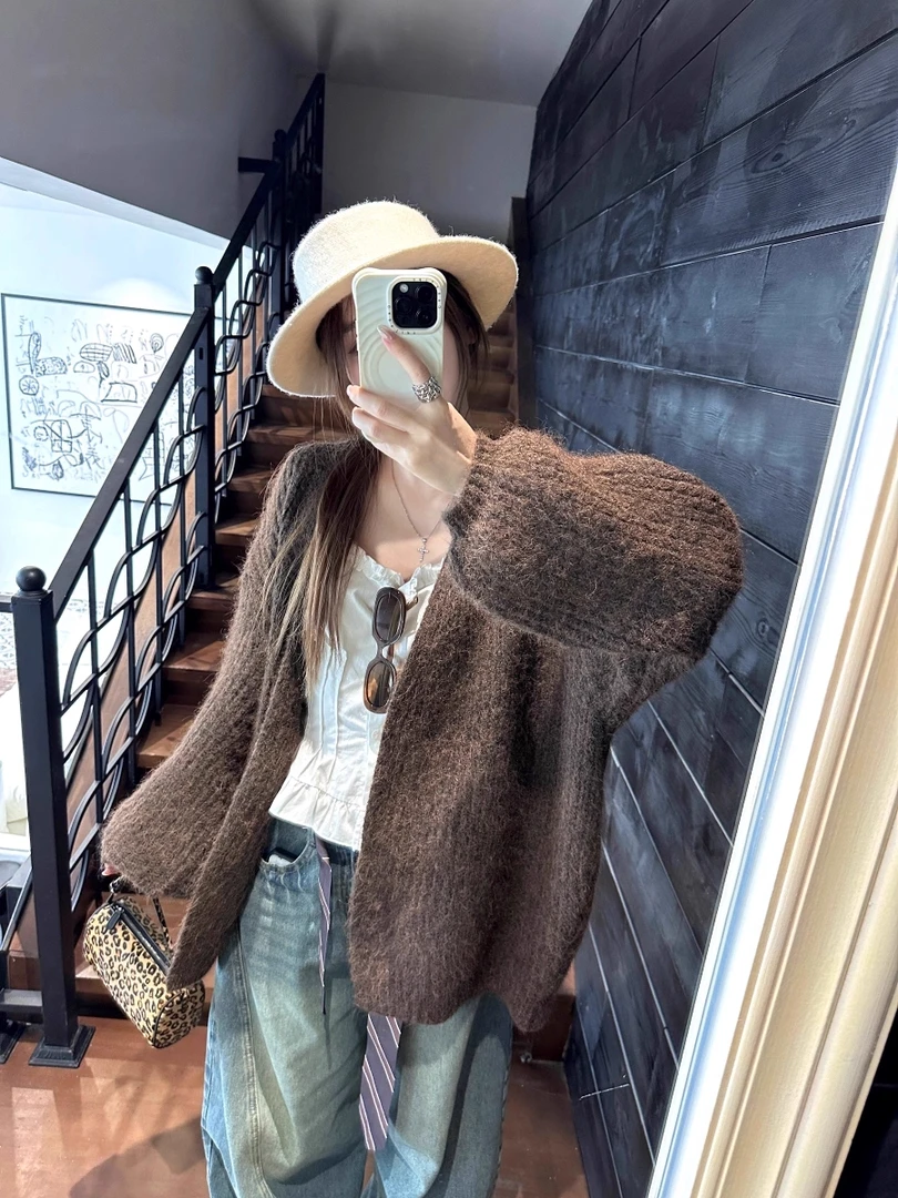 慵懒风粗针毛线毛衣开衫女早秋季新款高级感灯笼袖中长款针织上衣