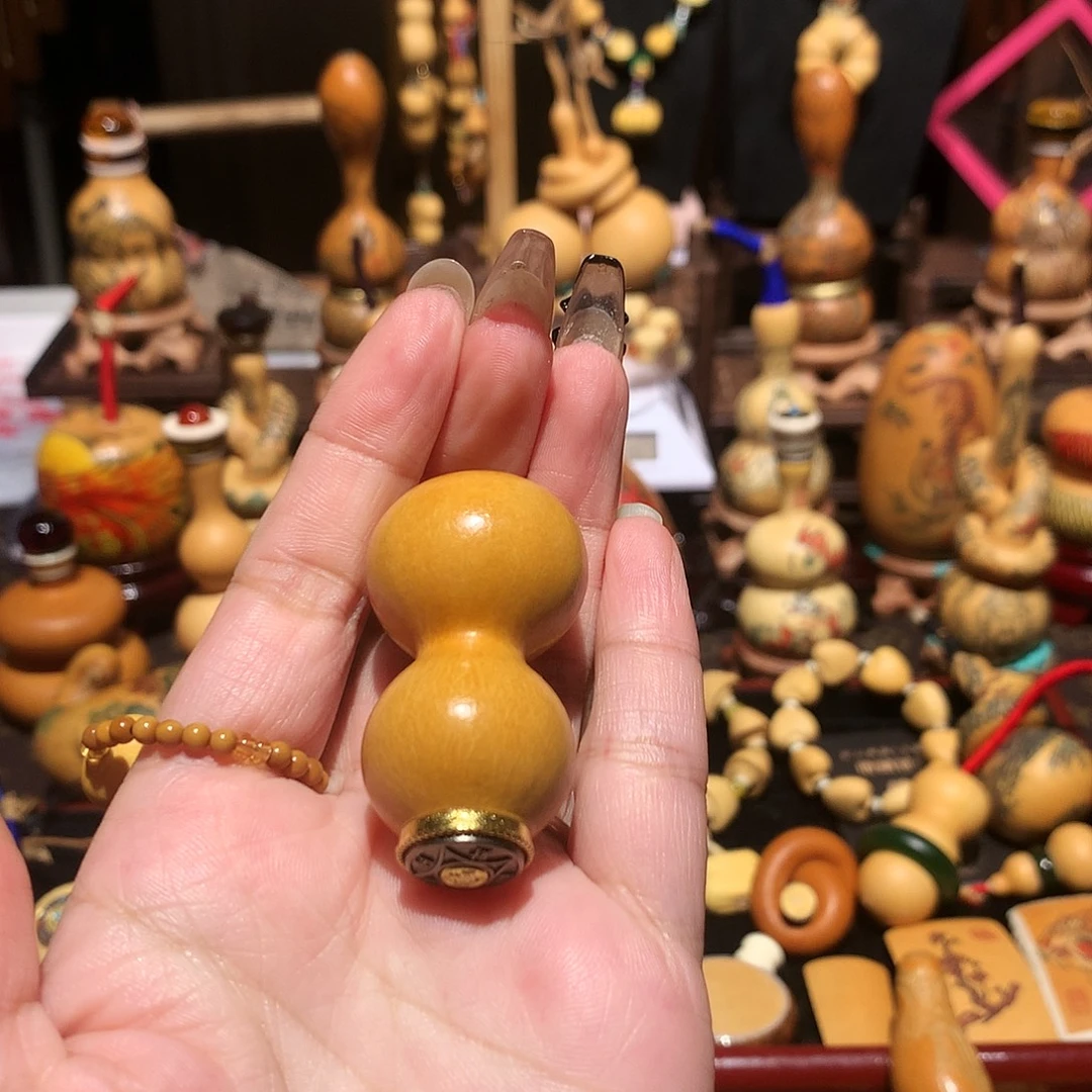 赵***到大叶紫檀（黑酸枝木类）