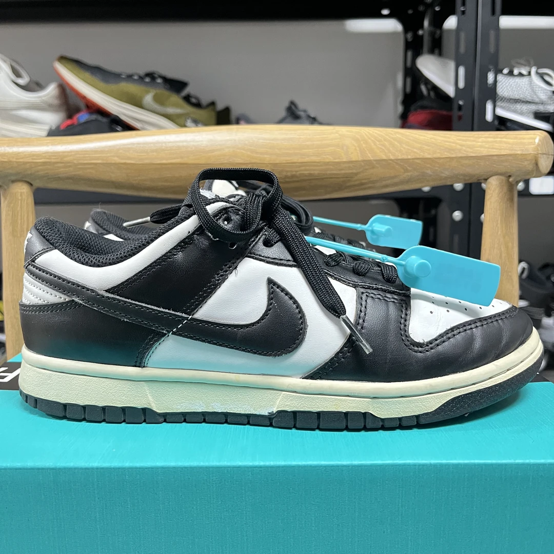39码 Nike Dunk 防滑耐磨 复古 运动 轻便 板鞋 黑白熊猫 二手