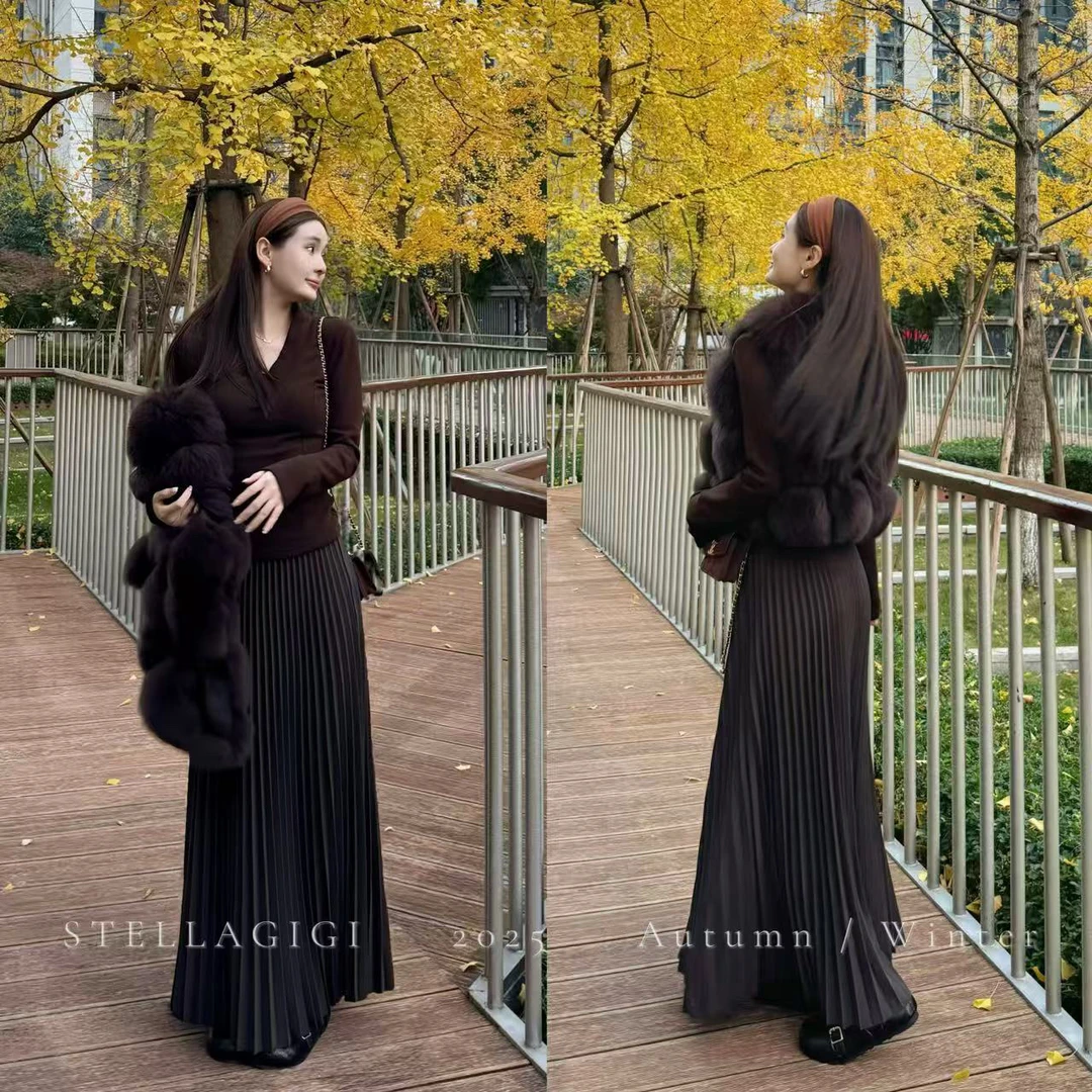 SG / 郭幂幂 AW 首播上新 高级毛绒感纯色百褶半身裙Q-20253006