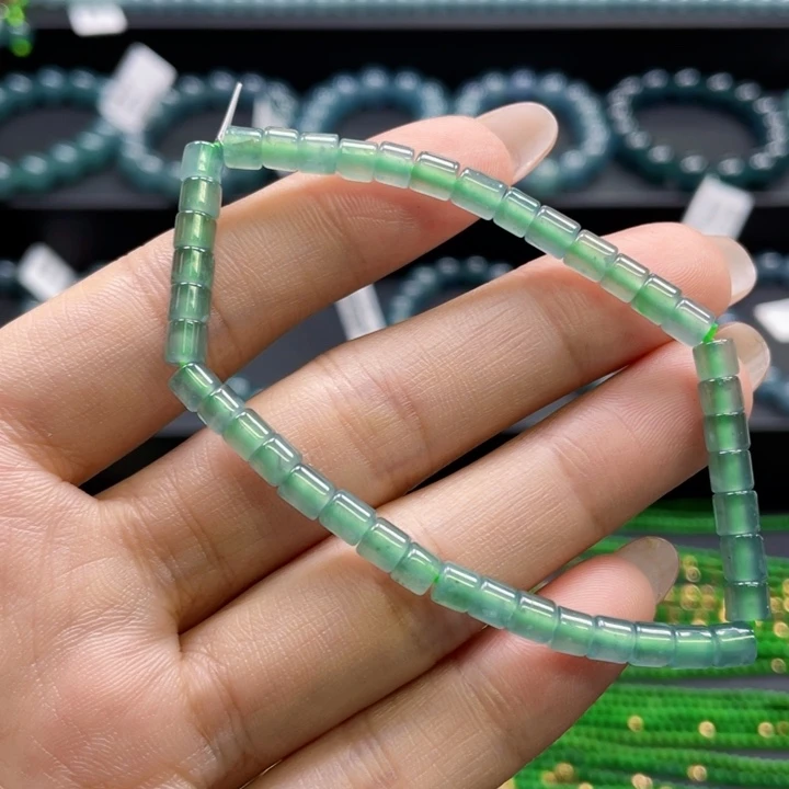 翡翠未镶嵌手链卡4+