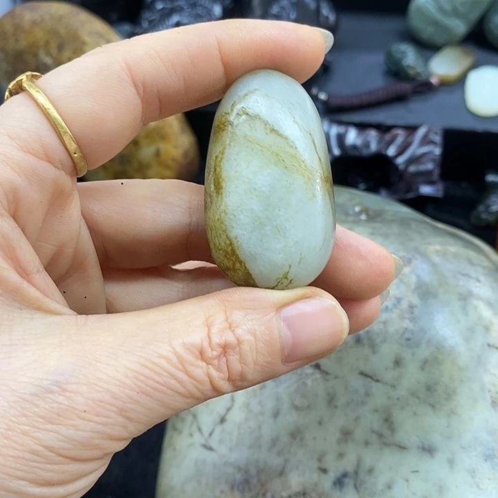 未镶嵌和田玉（糖玉）挂件