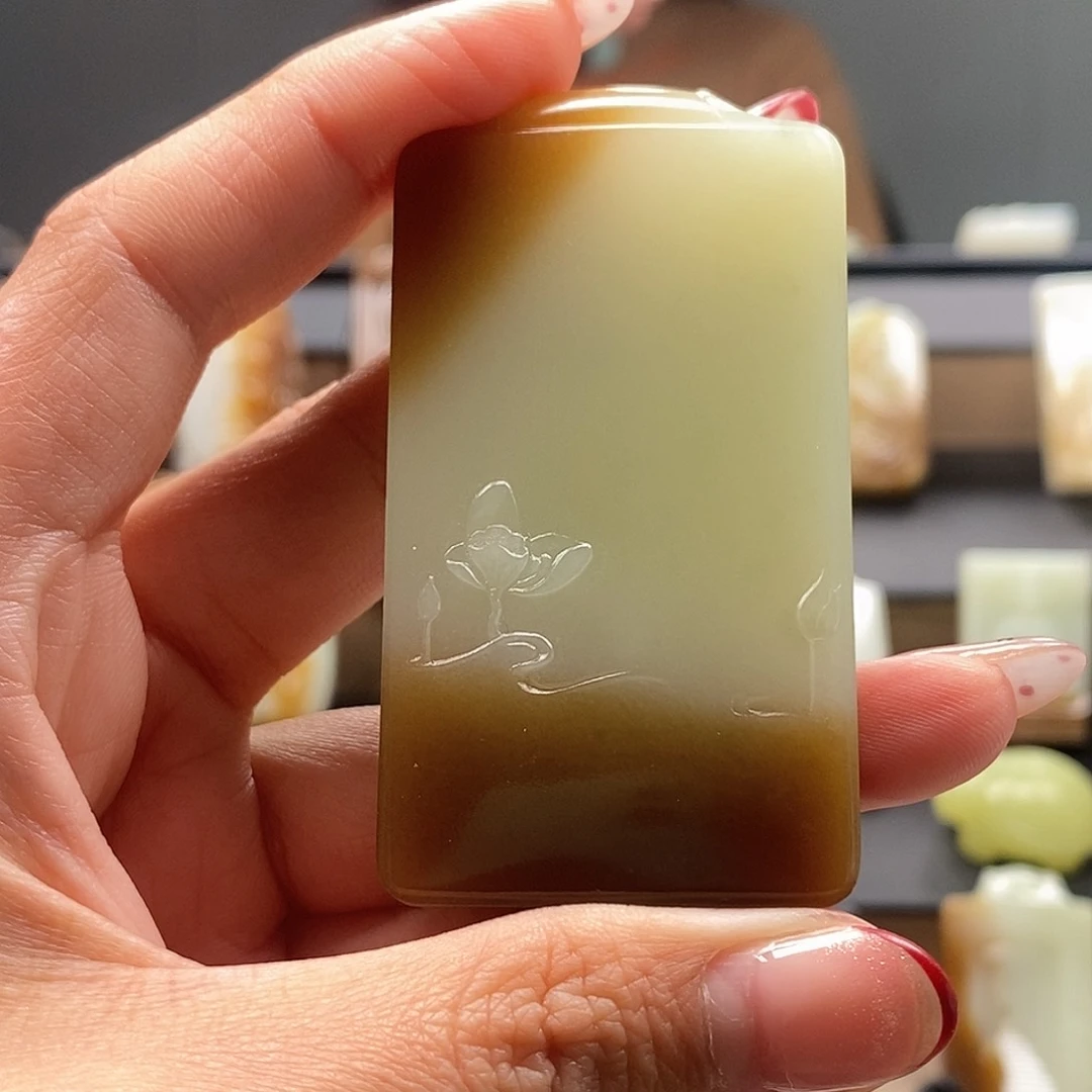 未镶嵌和田玉挂件