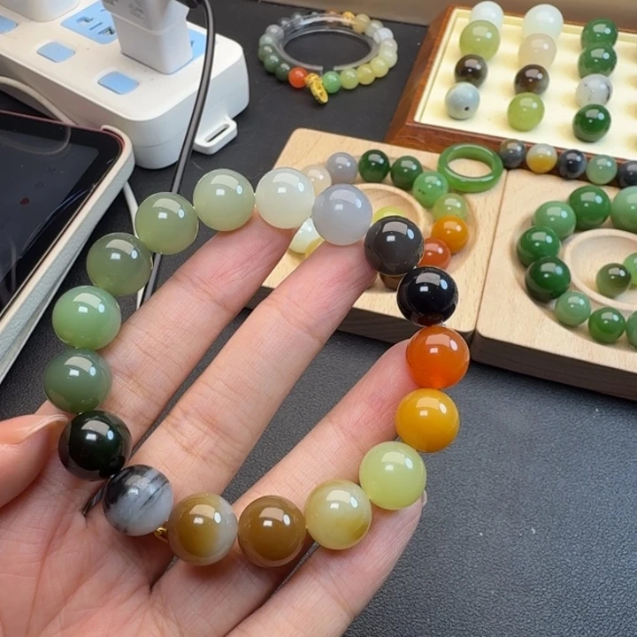 和田玉未镶嵌手链