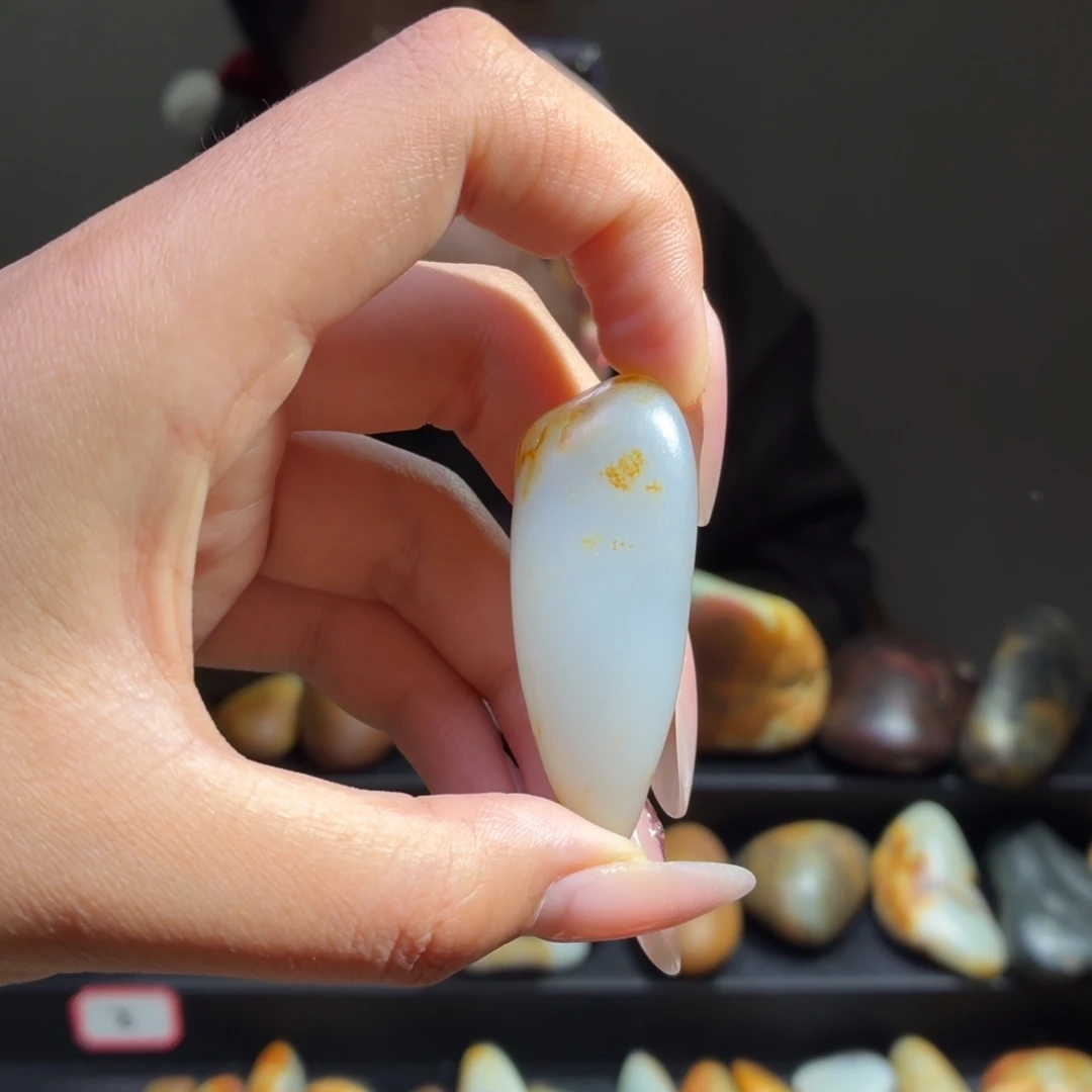 和田玉未镶嵌把件44.6