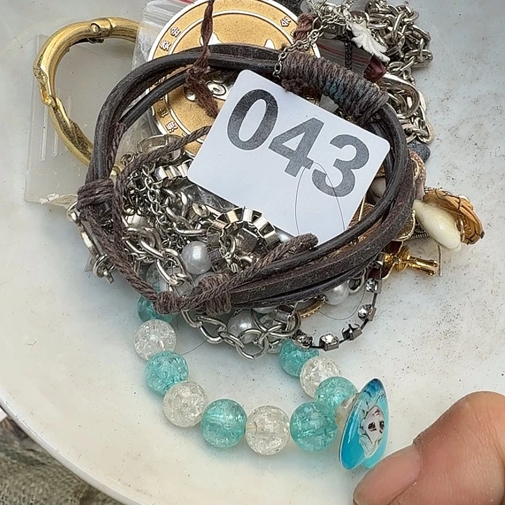 二***哥扇子cbdvdgdgdgddv