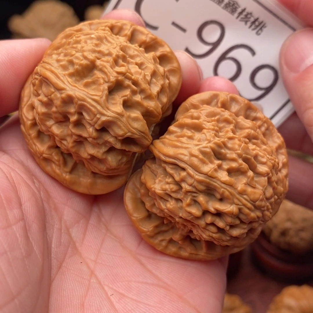 文玩核桃把件球白41