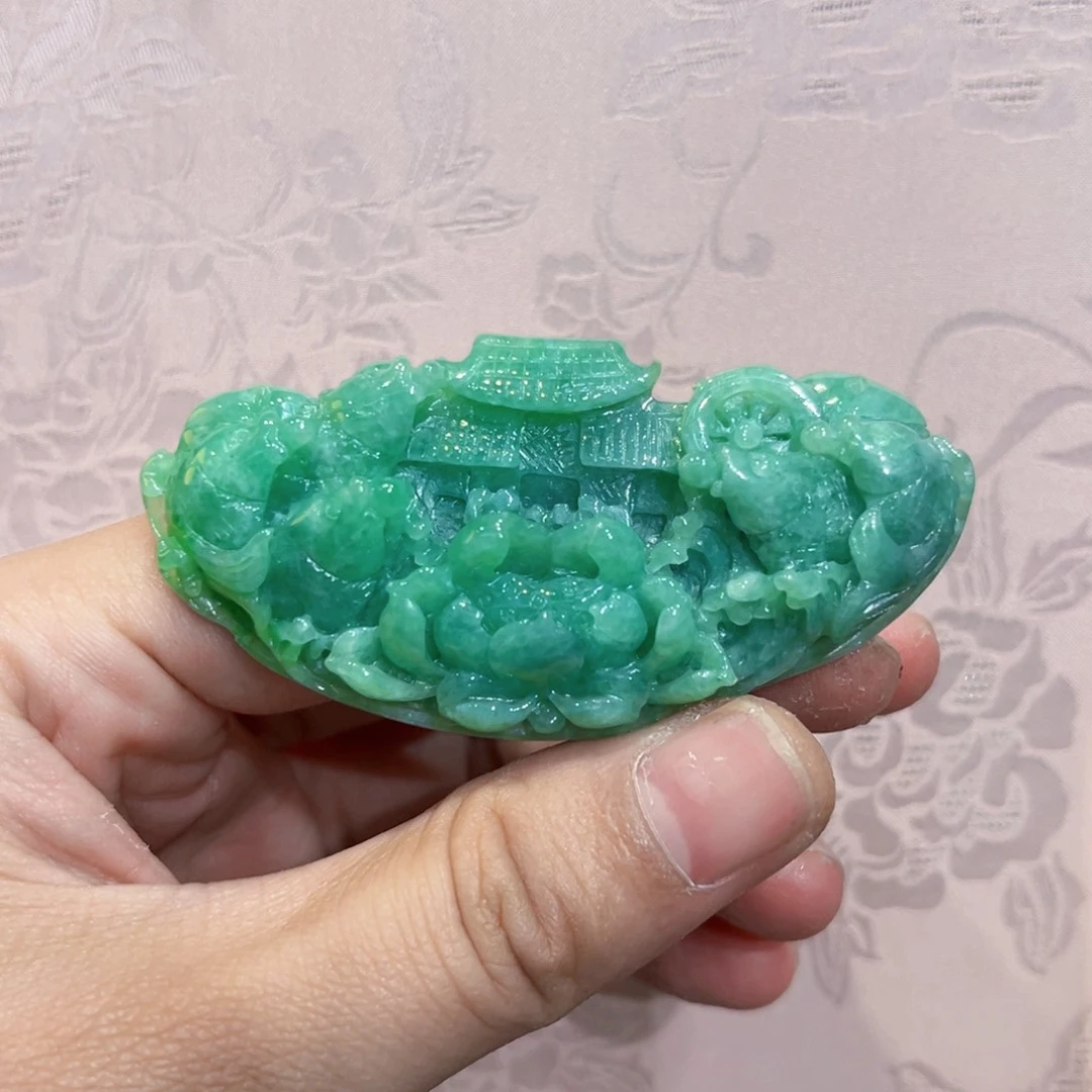 翡翠合金吊坠(赠链)